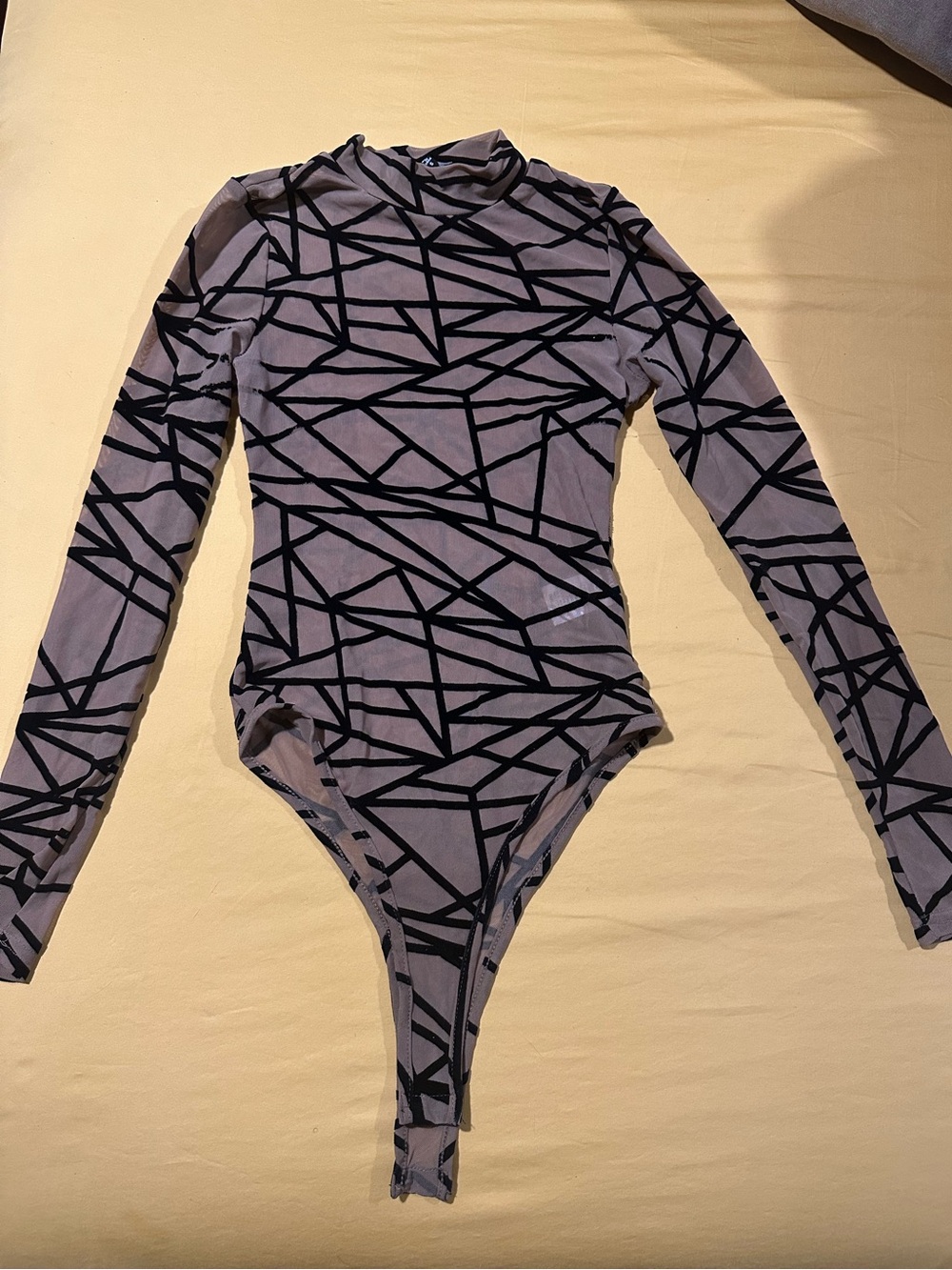 Fashion Nova Gray Geometric Long Sleeve Bodysuit